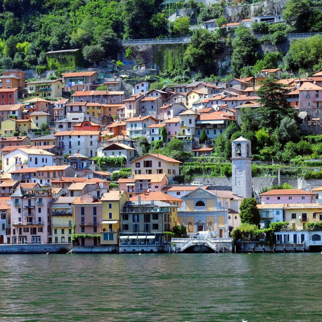 Giro del Lago di Como: Due Ore di Magia