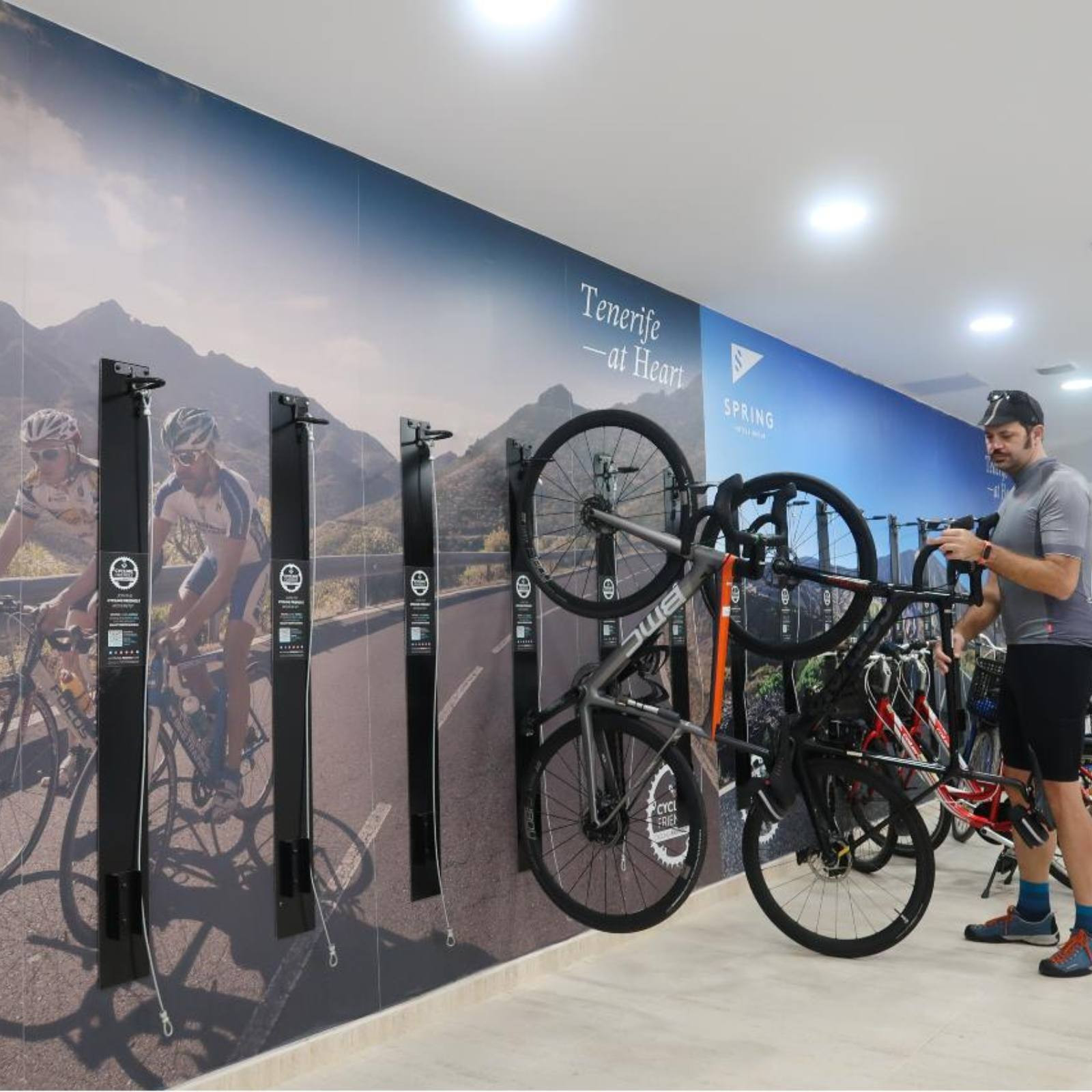 Hotel: From Hotel to Bike Hotel